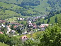 Ortsbild Wieden im Frhling (Bildnachweis: Tourismus GmbH zwischen Feldberg und Belchen)
