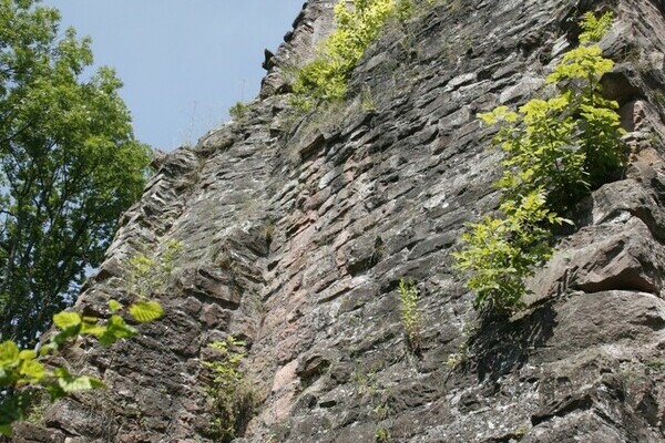 Burgruine Sterneck Copyright: (Mit freundlicher Genehmigung der Loßburg Information) Burgruine Sterneck Copyright: (Mit freundlicher Genehmigung der Loßburg Information)